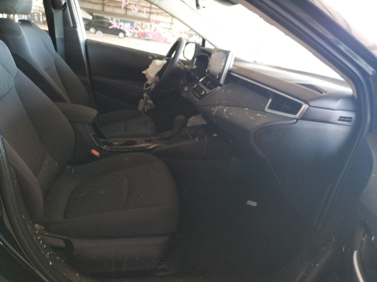 Photo 5 from auction – 2021 TOYOTA COROLLA LE with VIN 5YFEPMAE5MP256486