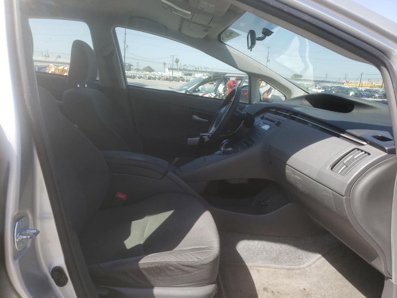 Photo 5 from auction – 2010 TOYOTA PRIUS with VIN JTDKN3DU8A1313480