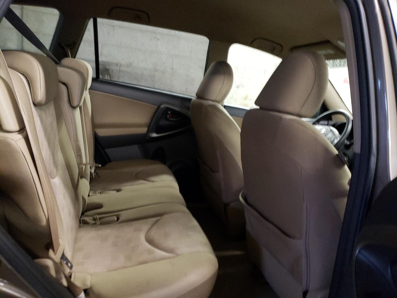 Photo 6 from auction – 2009 TOYOTA RAV4 with VIN JTMBF33V395013051