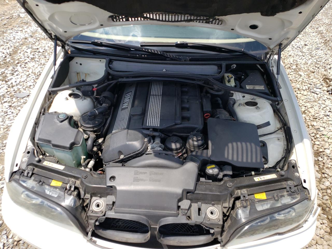 Photo 7 from auction – 2004 BMW 330 CI with VIN WBABW53404PL47406