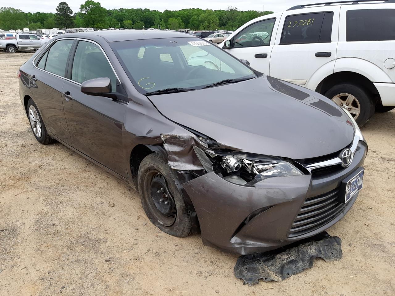 TOYOTA CAMRY LE 2016 with VIN 4T1BF1FK3GU536798 - Photo from auction