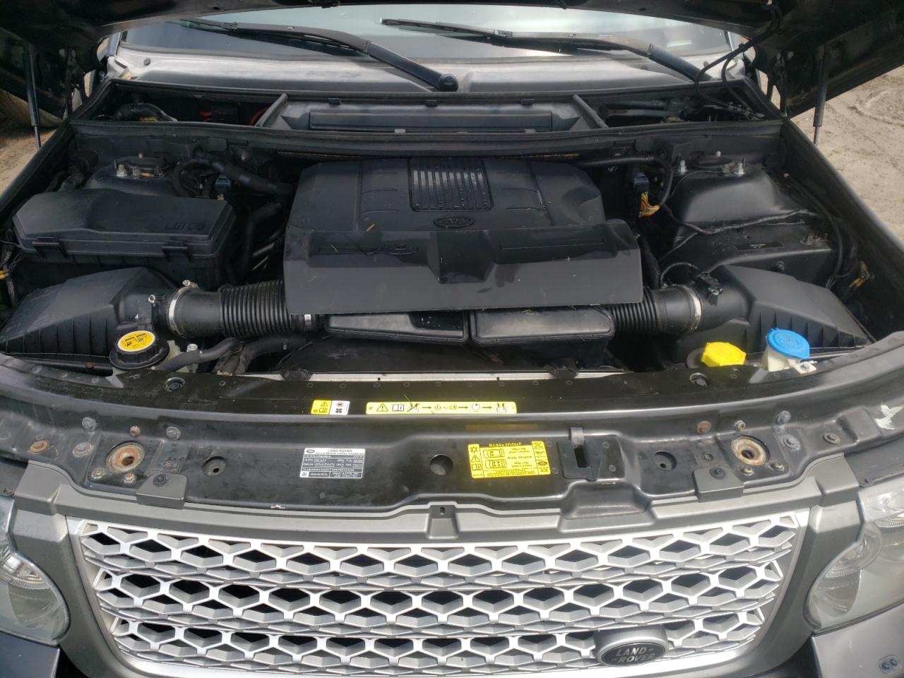 Photo 7 from auction – 2010 LAND ROVER RANGE ROVE with VIN SALME1D40AA324589