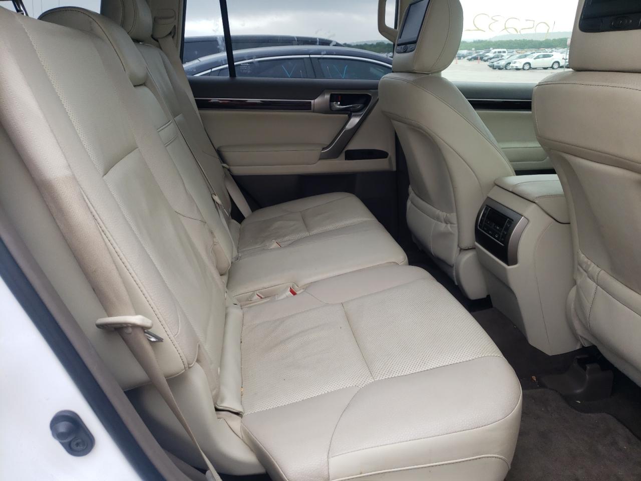 Photo 6 from auction – 2014 LEXUS GX 460 with VIN JTJBM7FX5E5088142