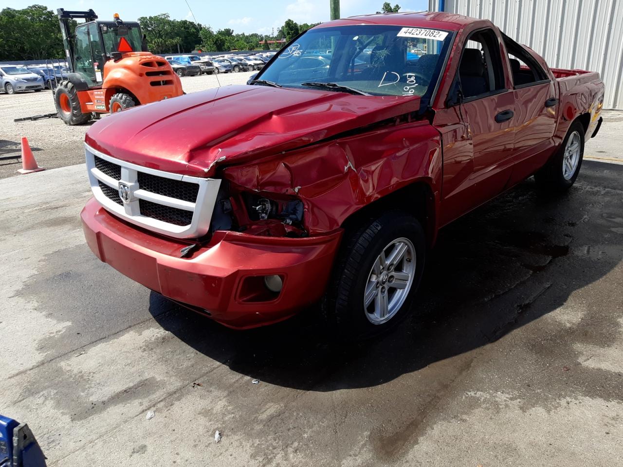 Photo 2 from auction – 2008 DODGE DAKOTA SXT with VIN 1D7HW38K48S616489