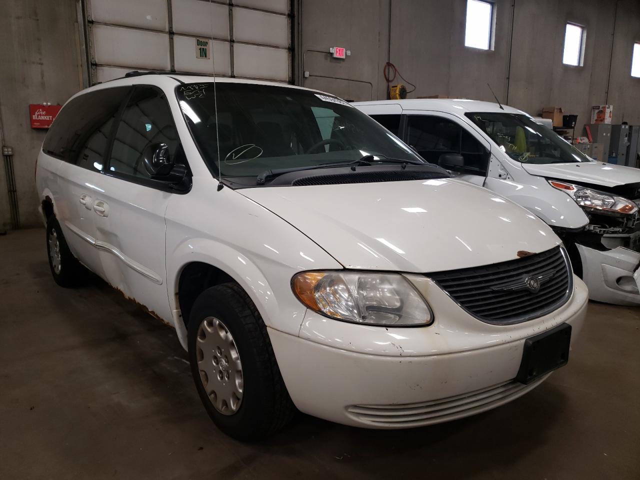 Photo 1 from auction – 2003 CHRYSLER TOWN & COU with VIN 2C4GP44393R168039