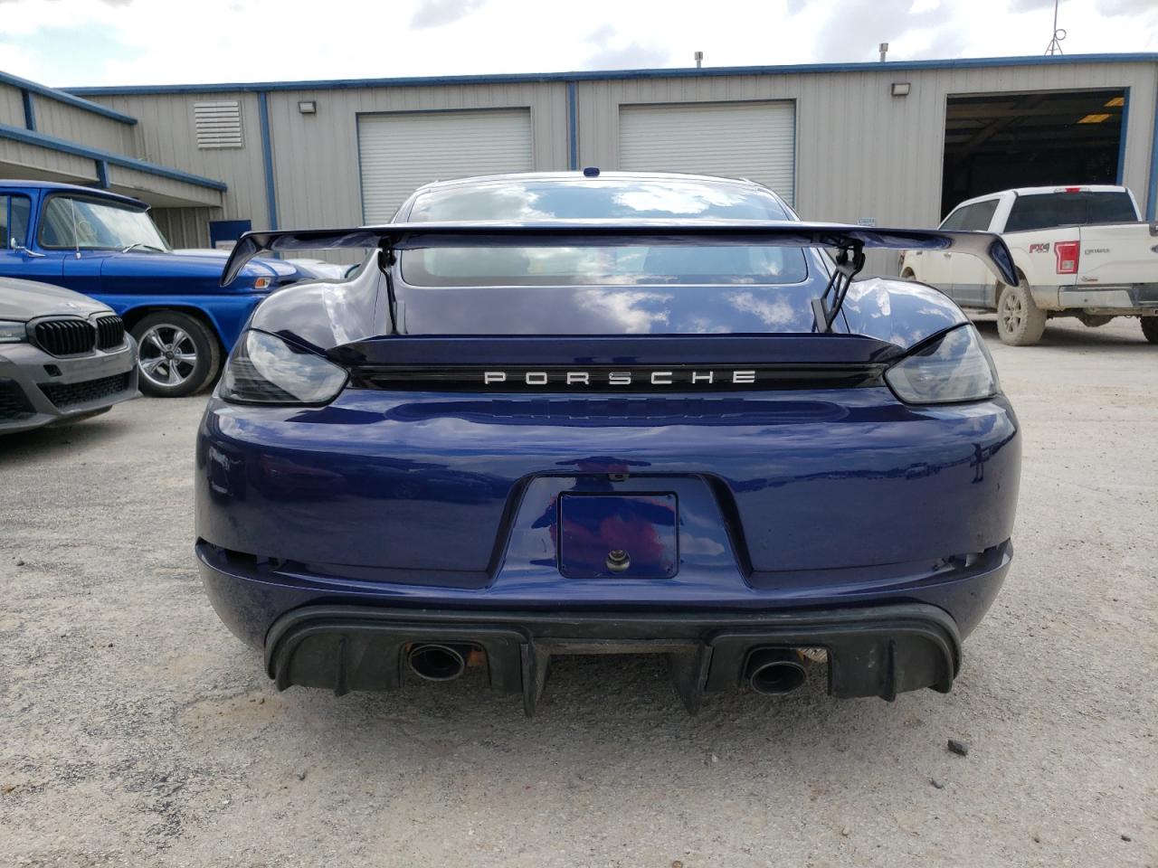 Photo 6 from auction – 2021 PORSCHE CAYMAN GT4 with VIN WP0AC2A84MK289115