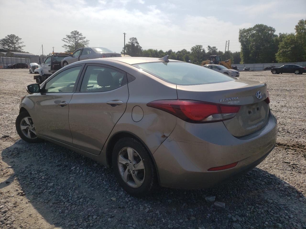 Photo 3 from auction – 2015 HYUNDAI ELANTRA SE with VIN 5NPDH4AE1FH636613