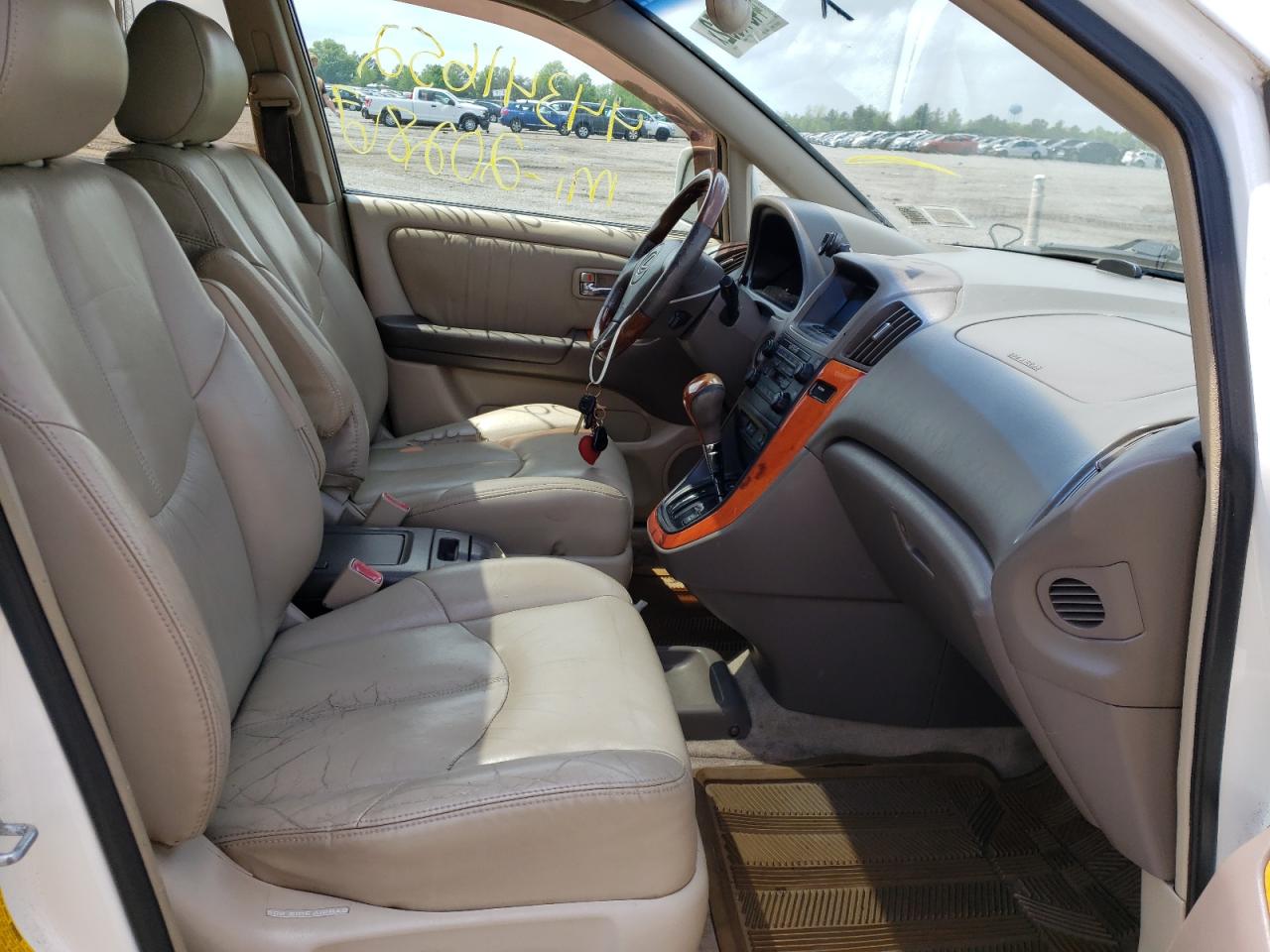 Photo 5 from auction – 2002 LEXUS RX 300 with VIN JTJHF10U620248120