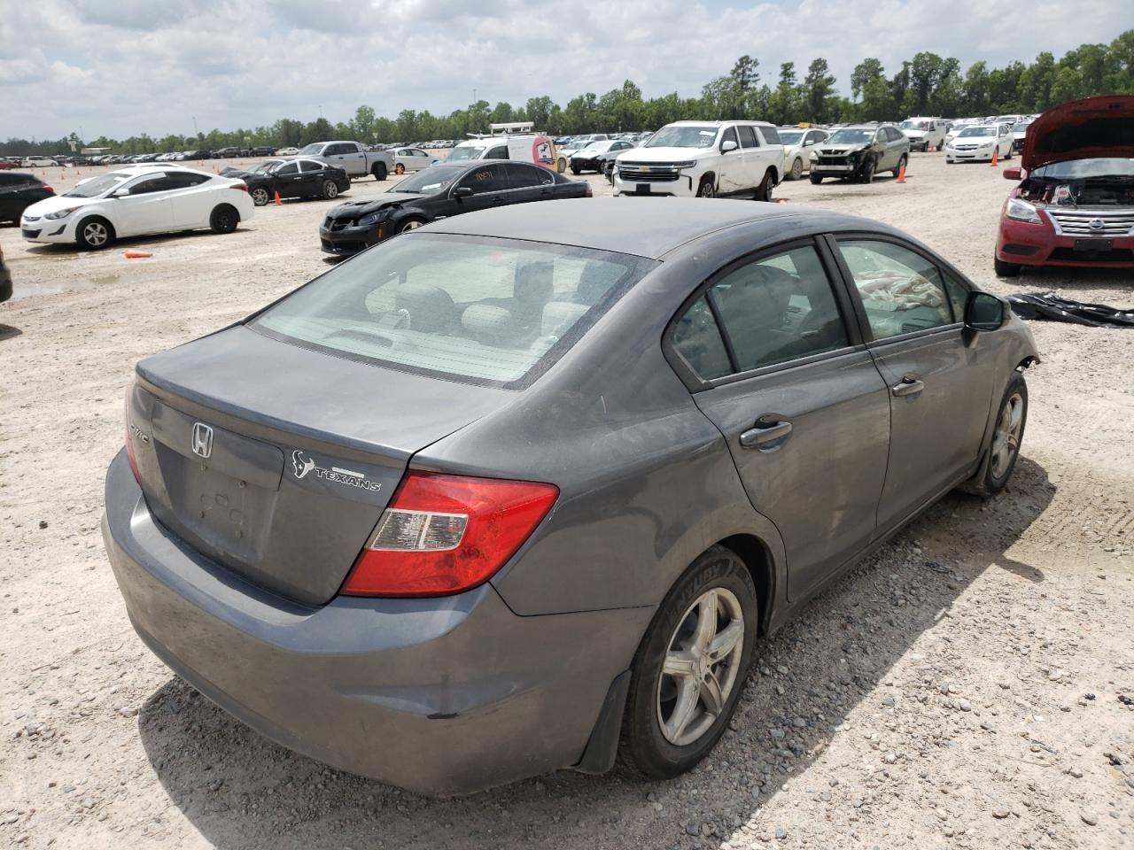 Photo 4 from auction – 2012 HONDA CIVIC LX with VIN 2HGFB2F53CH317601