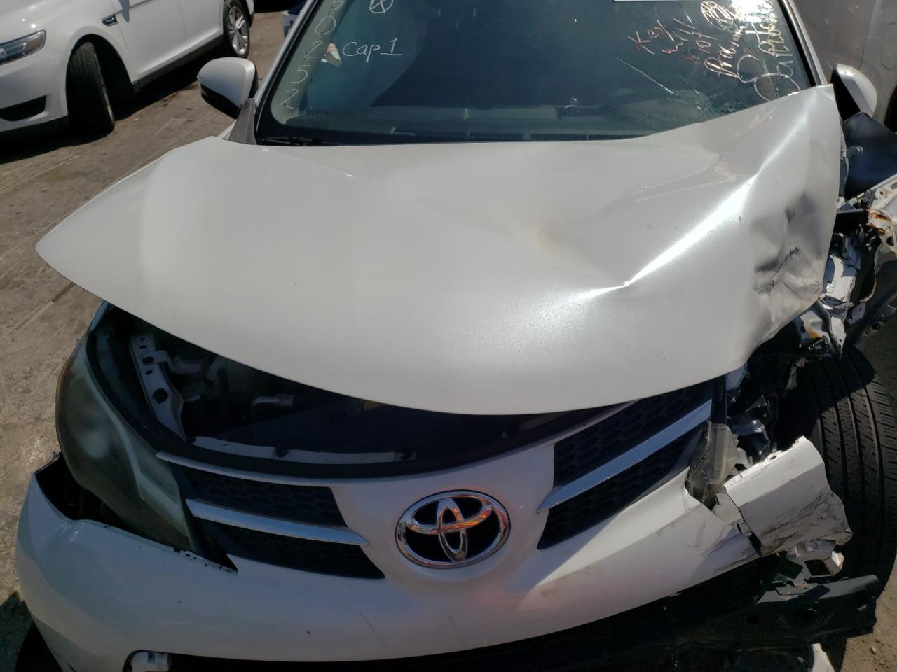 Photo 7 from auction – 2013 TOYOTA RAV4 LIMIT with VIN 2T3DFREV8DW050252
