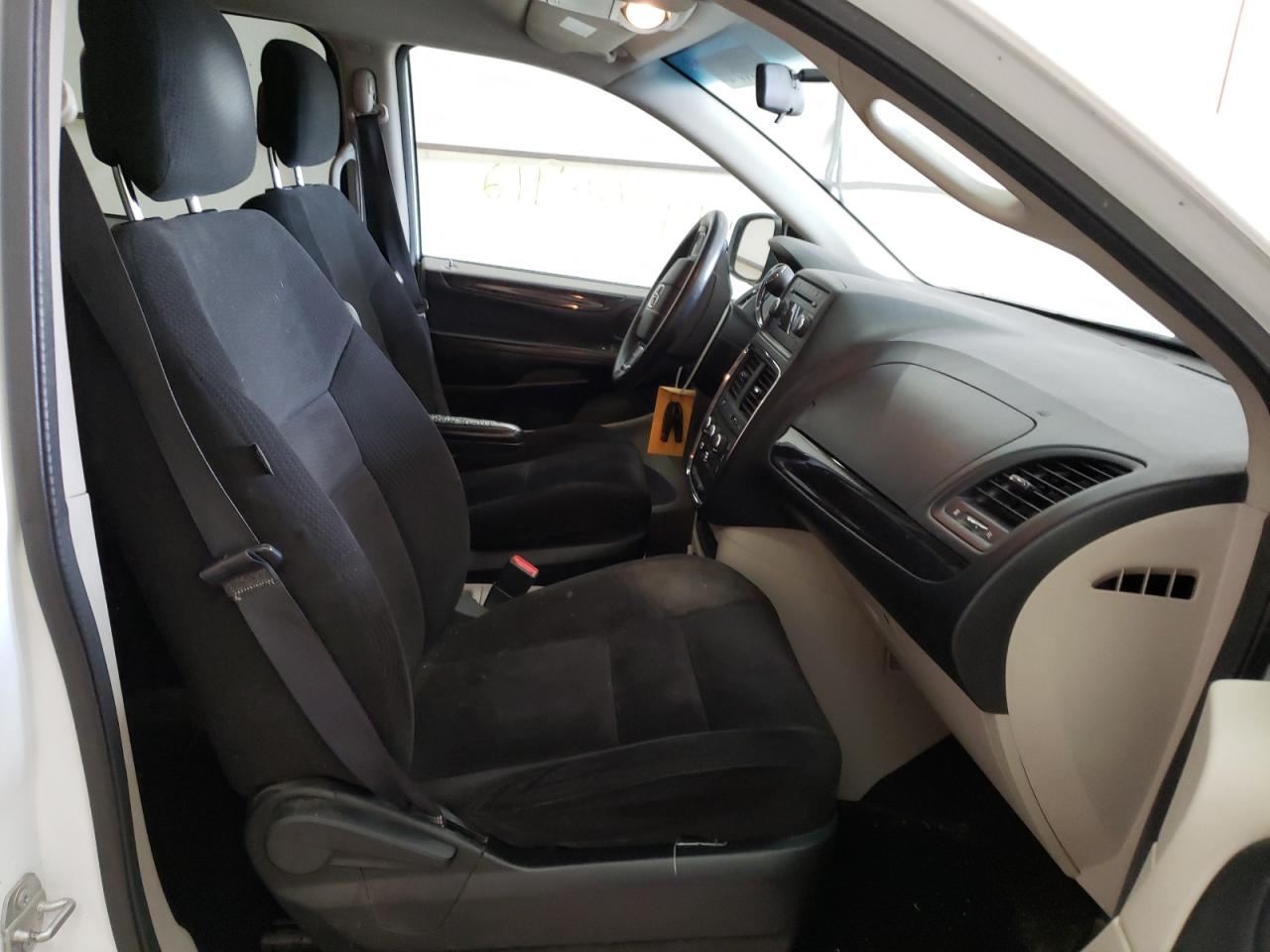 Photo 5 from auction – 2015 DODGE GRAND CARA with VIN 2C4RDGBG4FR550668