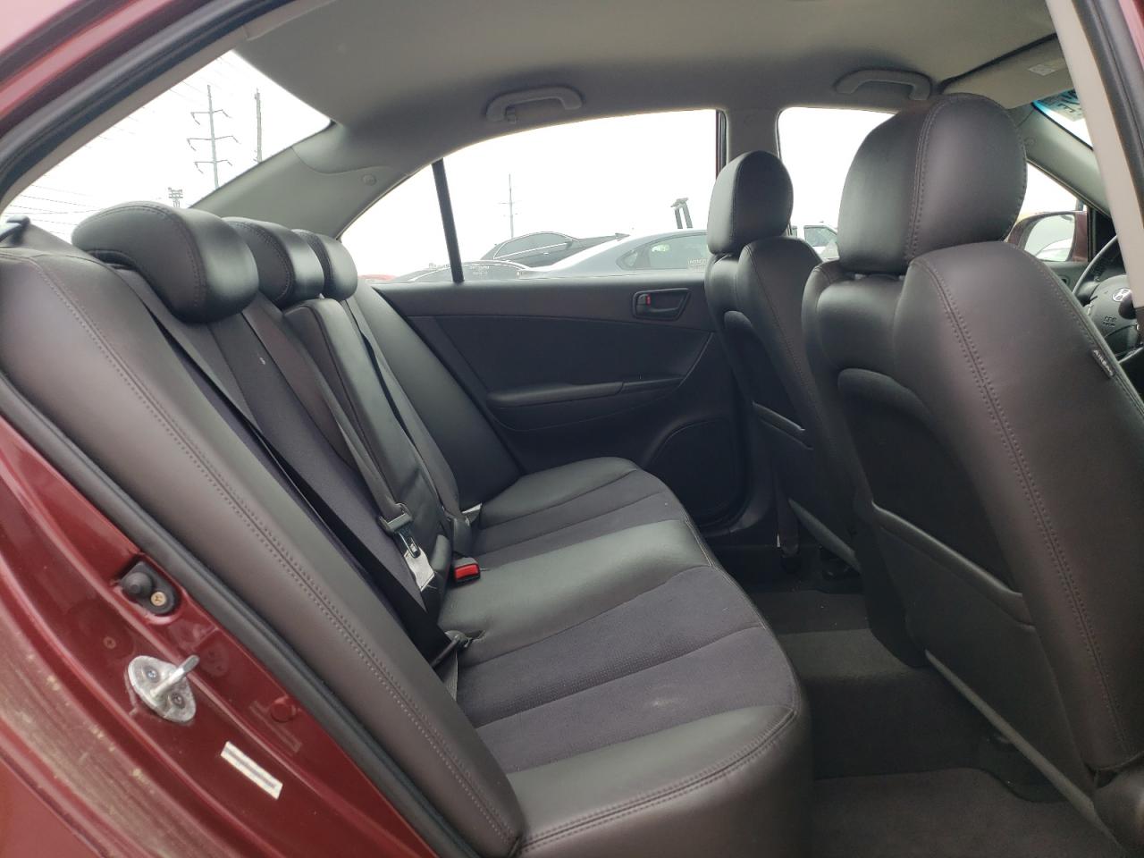 Photo 6 from auction – 2009 HYUNDAI SONATA SE with VIN 5NPEU46C69H575092