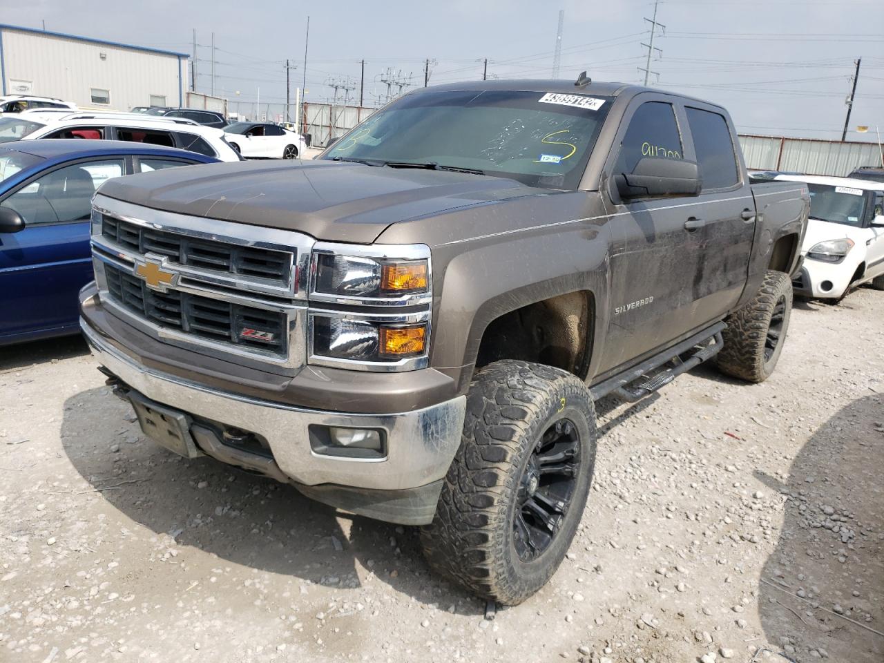 Photo 2 from auction – 2014 CHEVROLET SILVERADO with VIN 3GCUKREC0EG165777