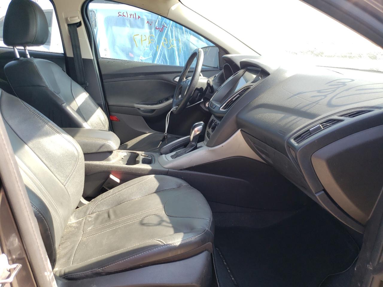 Photo 5 from auction – 2013 FORD FOCUS SE with VIN 1FADP3K21DL303036