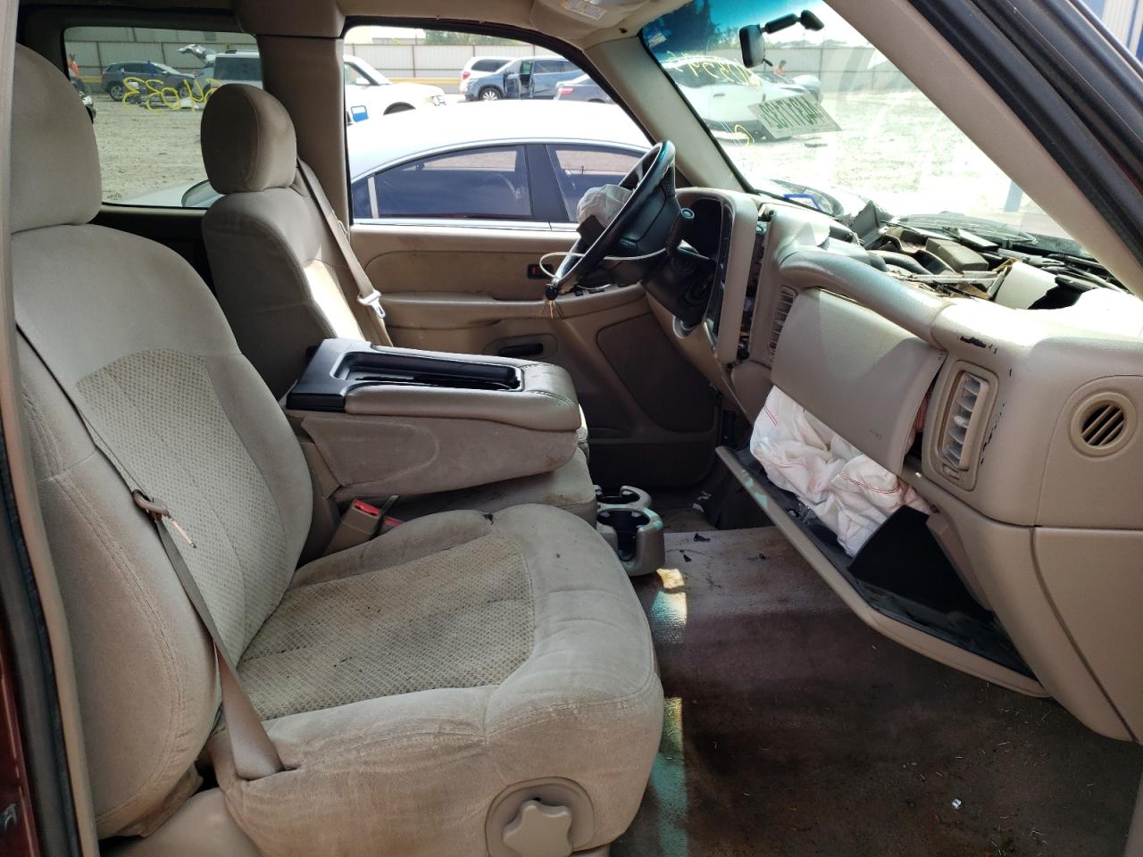 Photo 5 from auction – 2002 CHEVROLET SILVERADO with VIN 2GCEC19T021403595