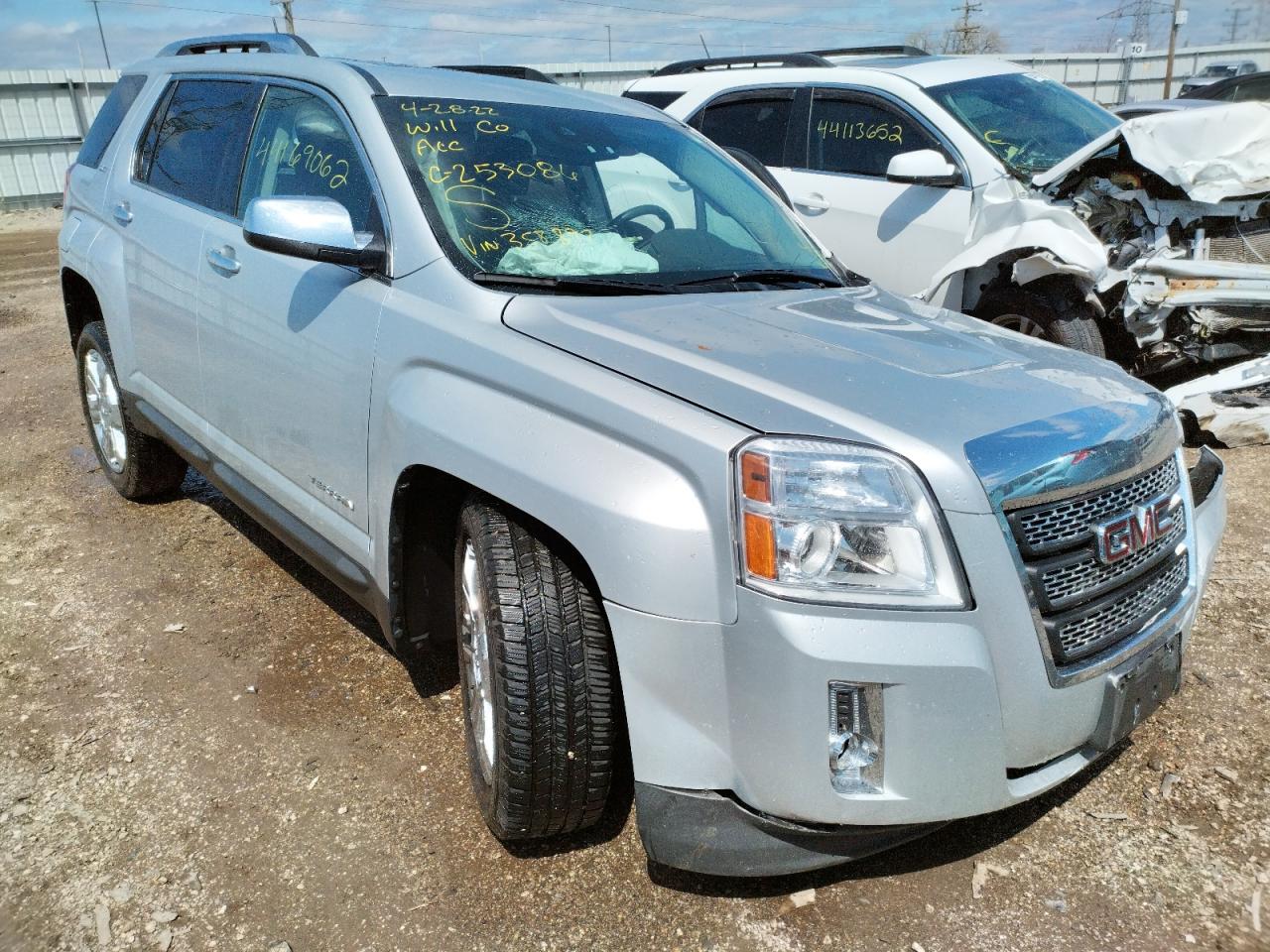 GMC TERRAIN SL 2014 with VIN 2GKFLTE37E6358897 - Photo from auction
