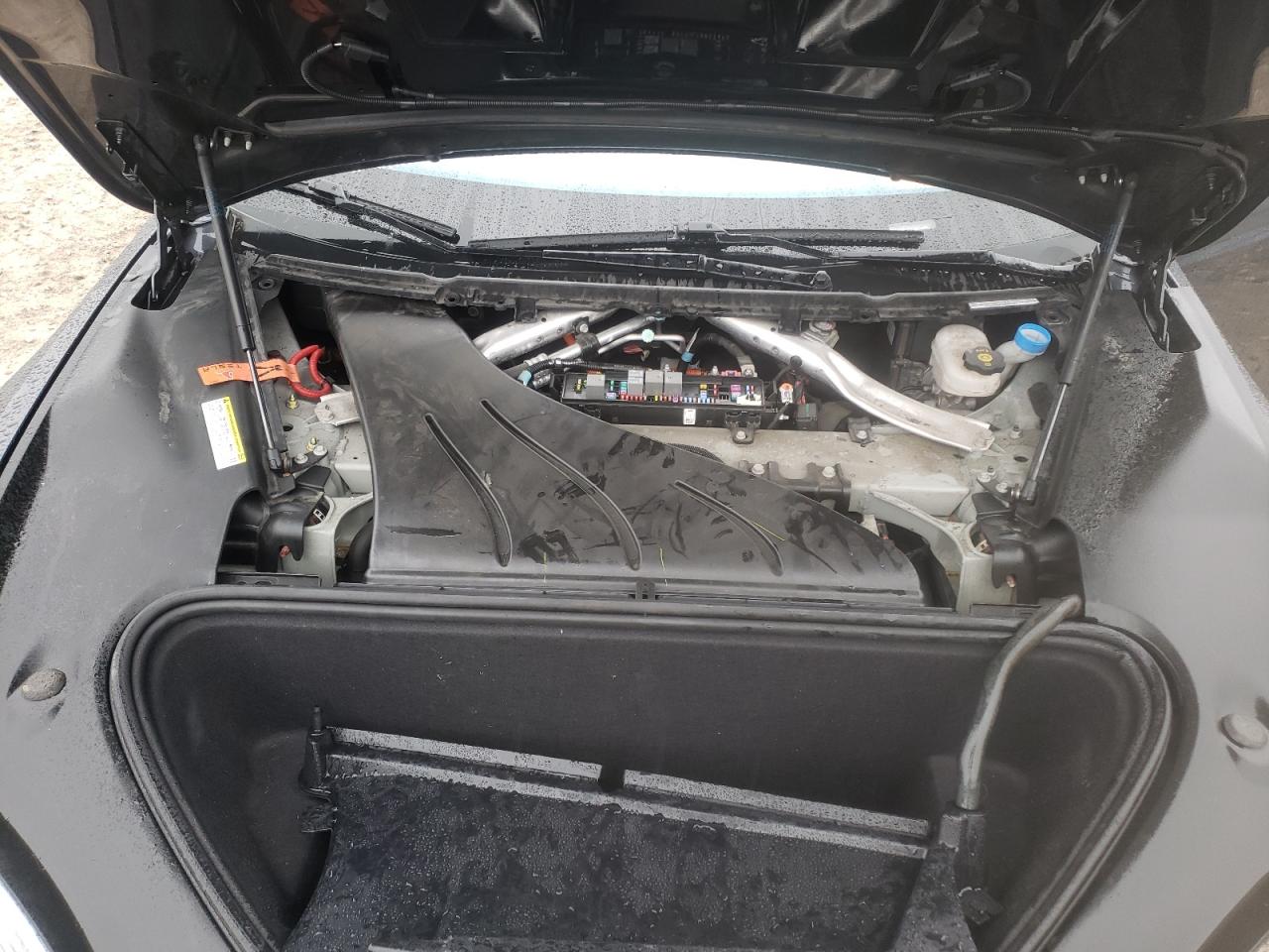 Photo 7 from auction – 2016 TESLA MODEL S with VIN 5YJSA1E22GF149365