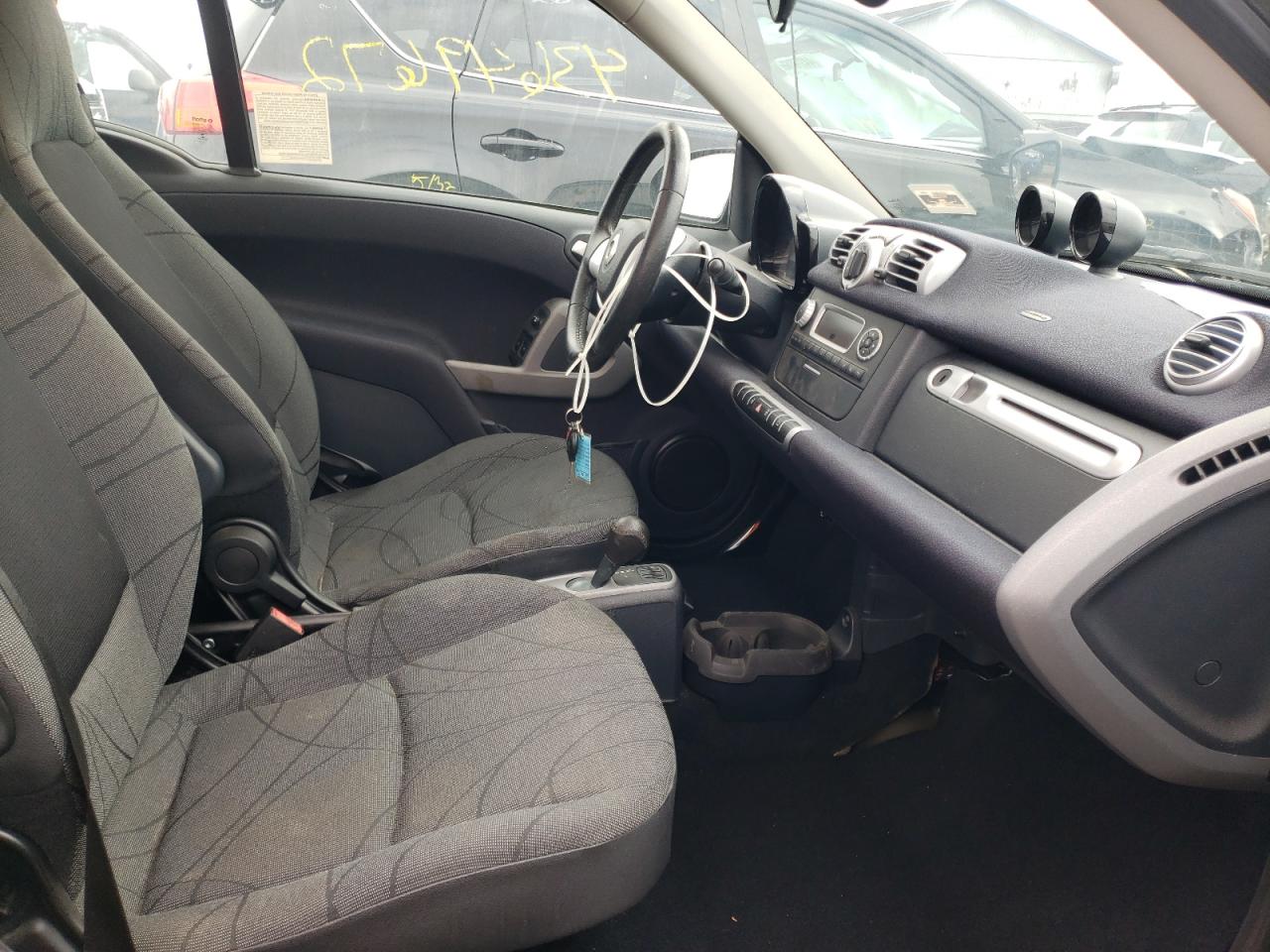 Photo 5 from auction – 2015 SMART FORTWO with VIN WMEEJ9AA8FK830321