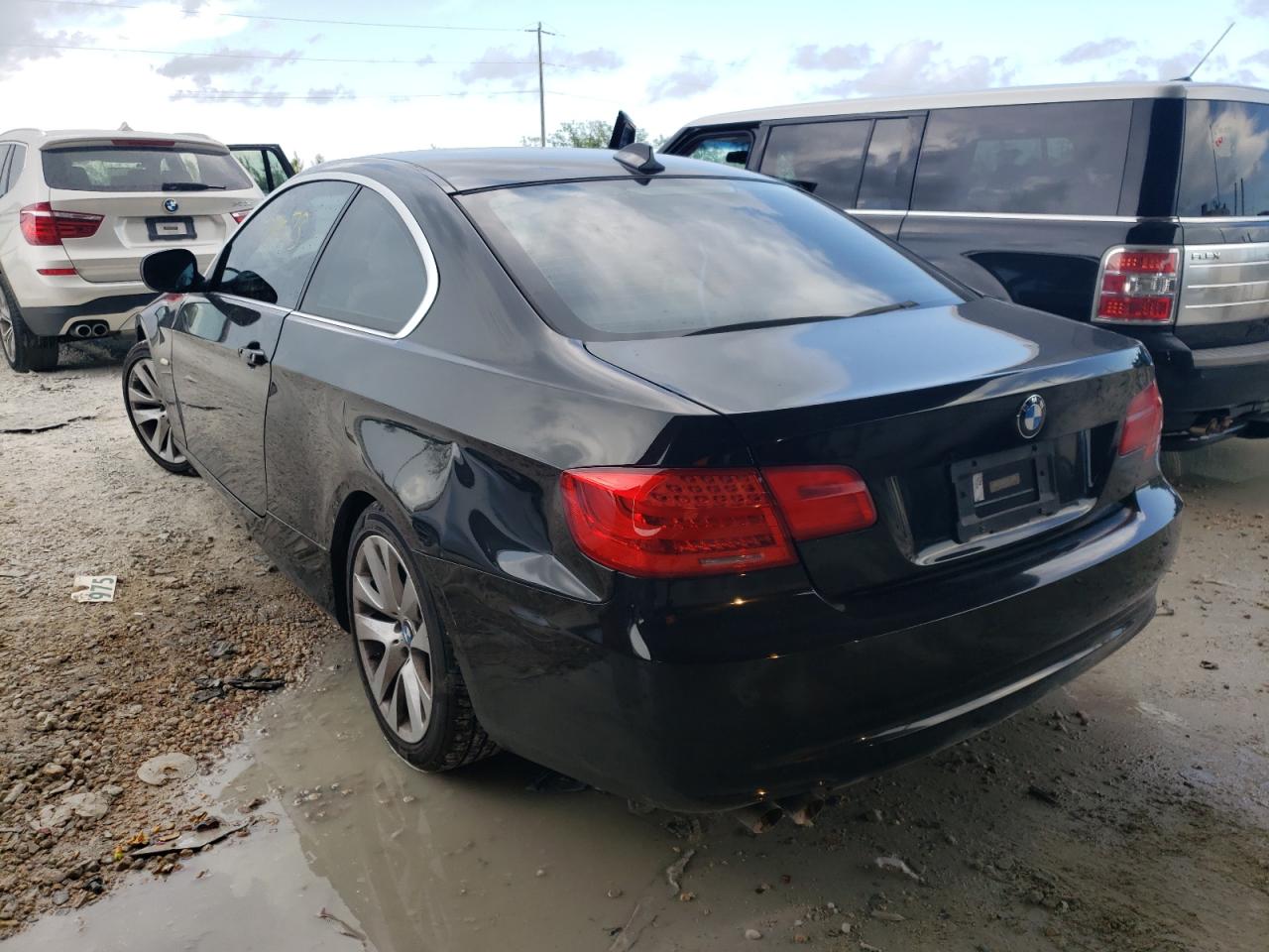 Photo 3 from auction – 2013 BMW 328 I with VIN WBAKE3C59DE771937