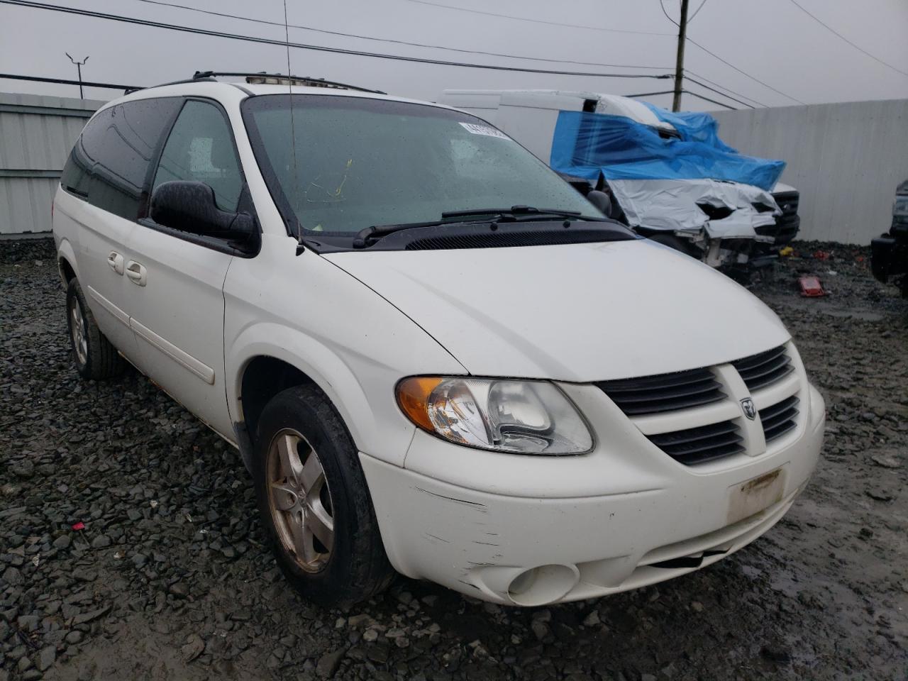 DODGE GRAND CARA 2007 with VIN 2D4GP44LX7R204572 - Photo from auction