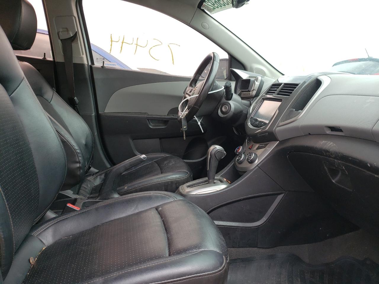 Photo 5 from auction – 2014 CHEVROLET SONIC LTZ with VIN 1G1JE6SB3E4189131