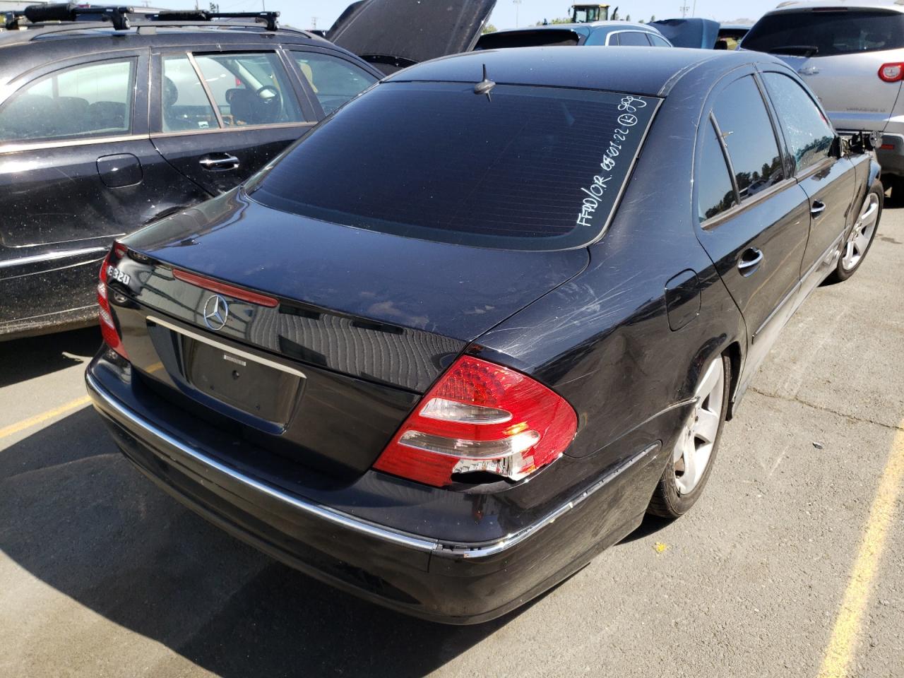 Photo 4 from auction – 2004 MERCEDES-BENZ E 320 with VIN WDBUF65J54A430738