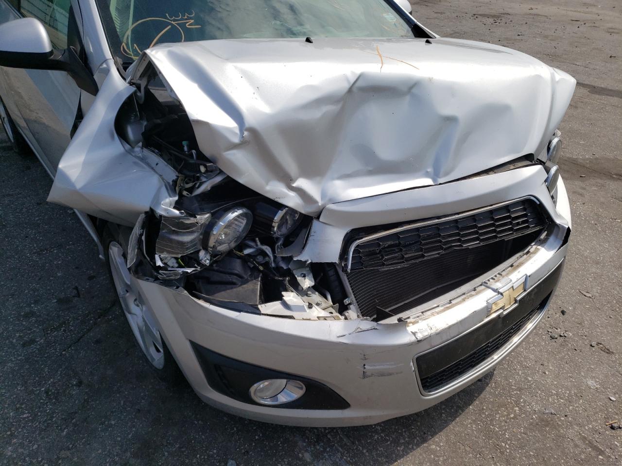 Photo 9 from auction – 2015 CHEVROLET SONIC LTZ with VIN 1G1JE6SB3F4190250