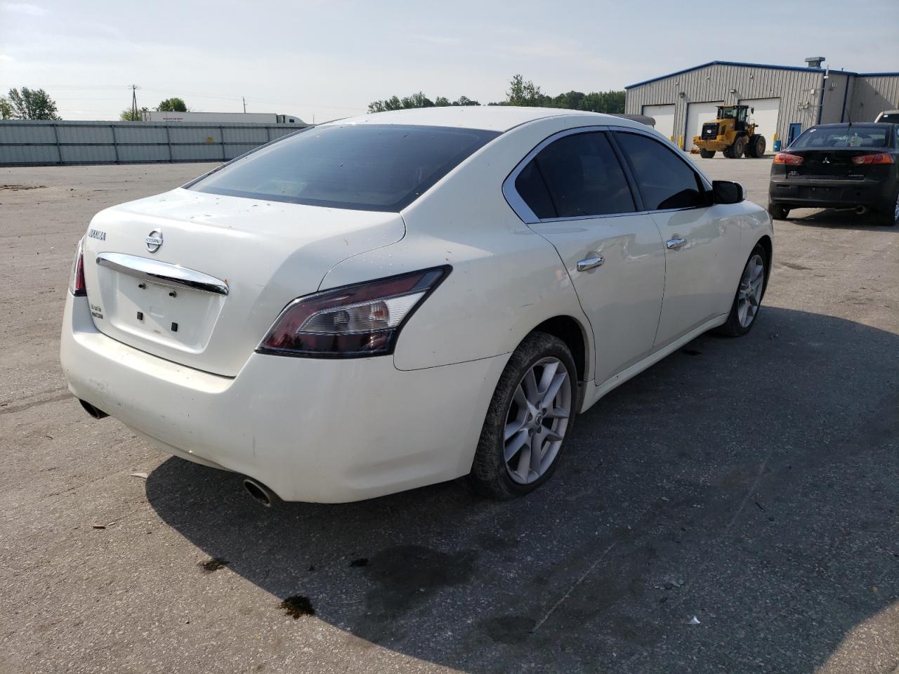 Photo 4 from auction – 2014 NISSAN MAXIMA S with VIN 1N4AA5AP2EC433342