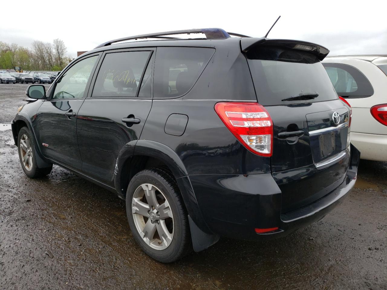 Photo 3 from auction – 2011 TOYOTA RAV4 SPORT with VIN JTMRF4DV6B5047669