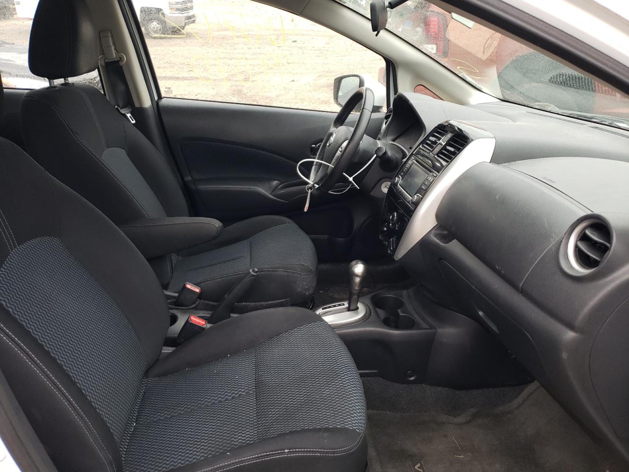 Photo 5 from auction – 2016 NISSAN VERSA NOTE with VIN 3N1CE2CPXGL356054
