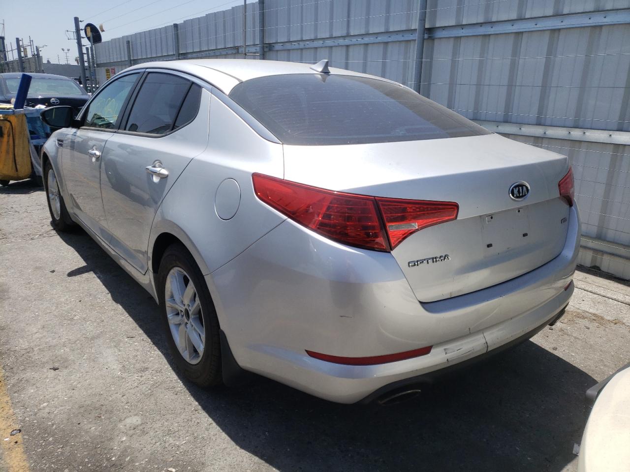 Photo 3 from auction – 2012 KIA OPTIMA LX with VIN KNAGM4A7XC5282187
