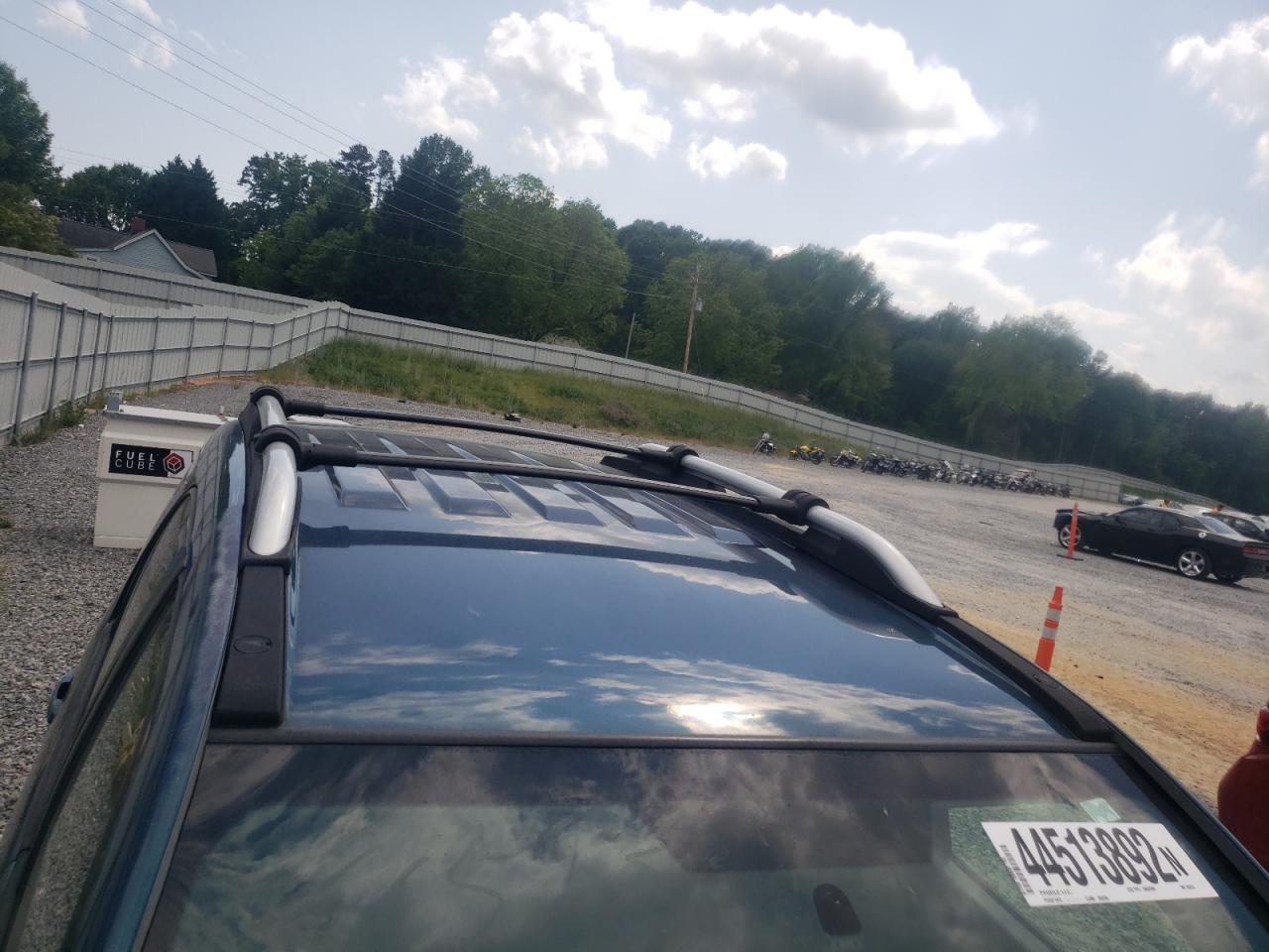 Photo 10 from auction – 2006 PONTIAC TORRENT with VIN 2CKDL63F966052876