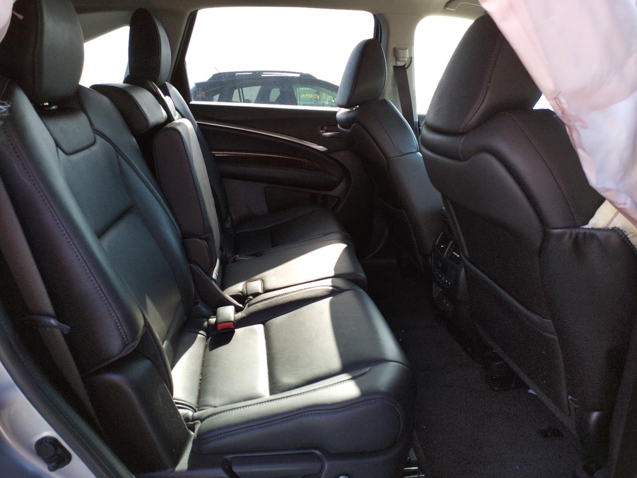 Photo 6 from auction – 2017 ACURA MDX with VIN 5FRYD4H31HB036353