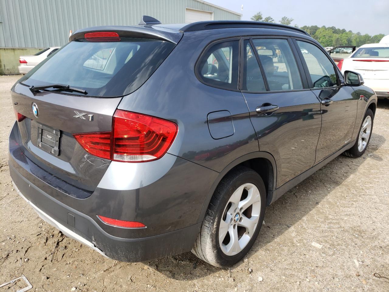 Photo 4 from auction – 2014 BMW X1 SDRIVE2 with VIN WBAVM1C58EVW53562