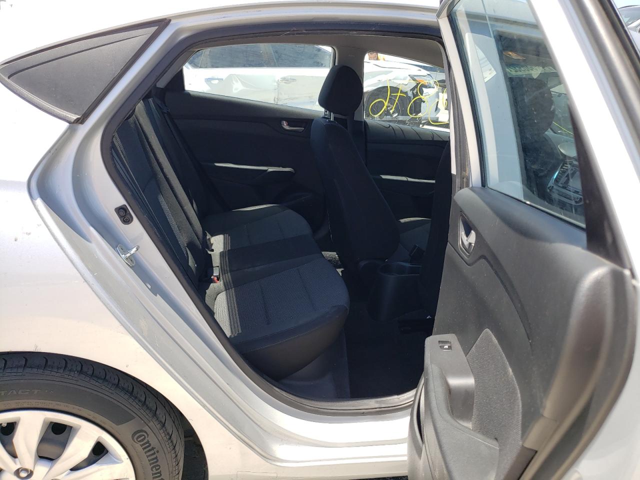 Photo 6 from auction – 2018 HYUNDAI ACCENT SE with VIN 3KPC24A34JE013561
