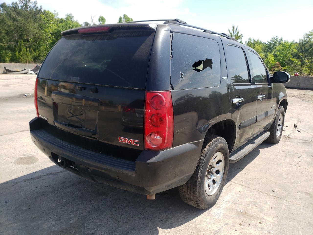 Photo 4 from auction – 2007 GMC YUKON with VIN 1GKFC13J47R123550