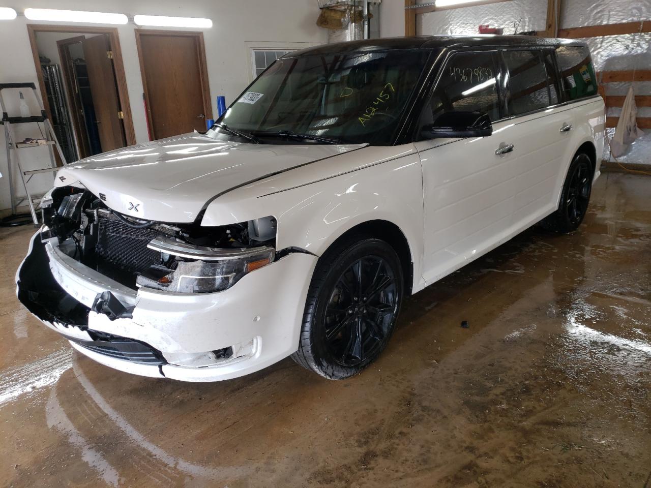 Photo 2 from auction – 2018 FORD FLEX LIMIT with VIN 2FMHK6D8XJBA12457