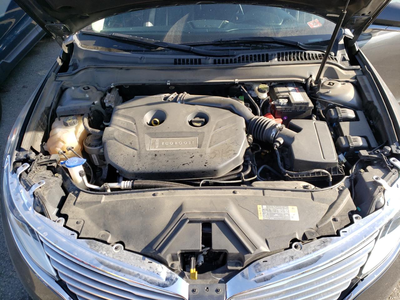 Photo 11 from auction – 2016 LINCOLN MKZ with VIN 3LN6L2G90GR633895