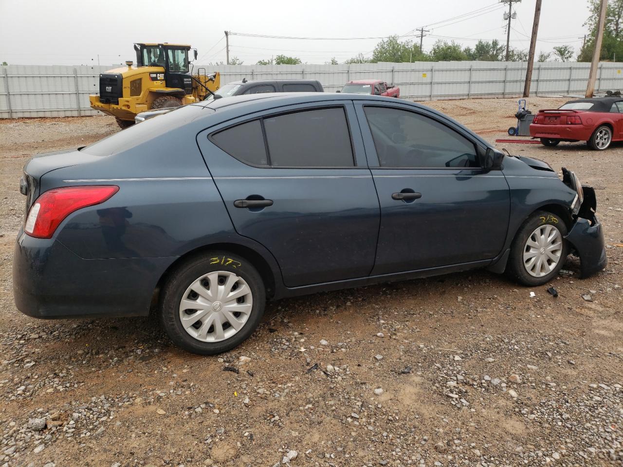 Zdjęcie 4 z aukcji – 2016 NISSAN VERSA S z VIN 3N1CN7AP2GL841398