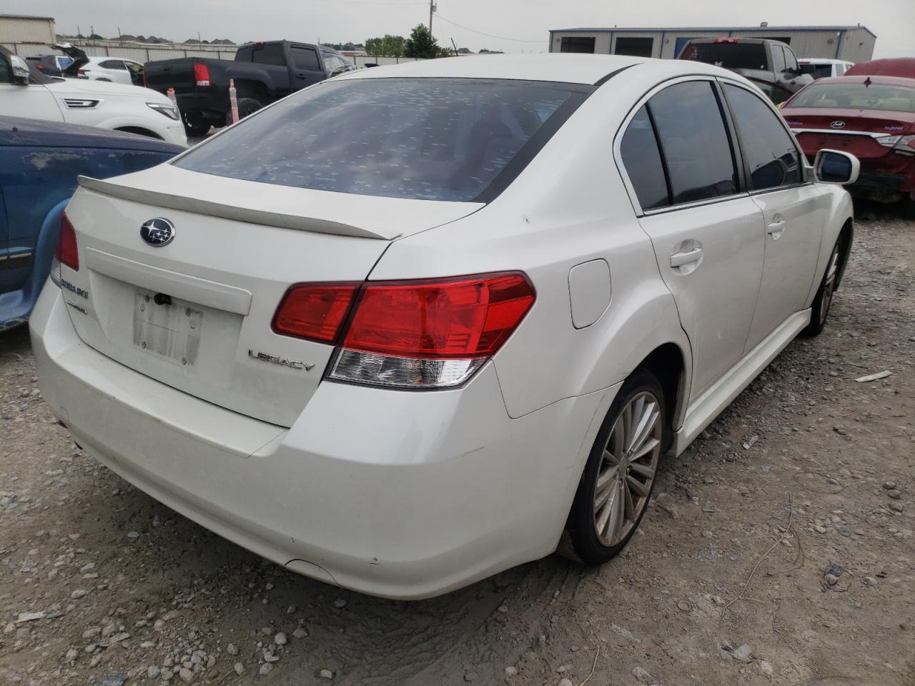 Photo 4 from auction – 2014 SUBARU LEGACY 2.5 with VIN 4S3BMCA68E3010895