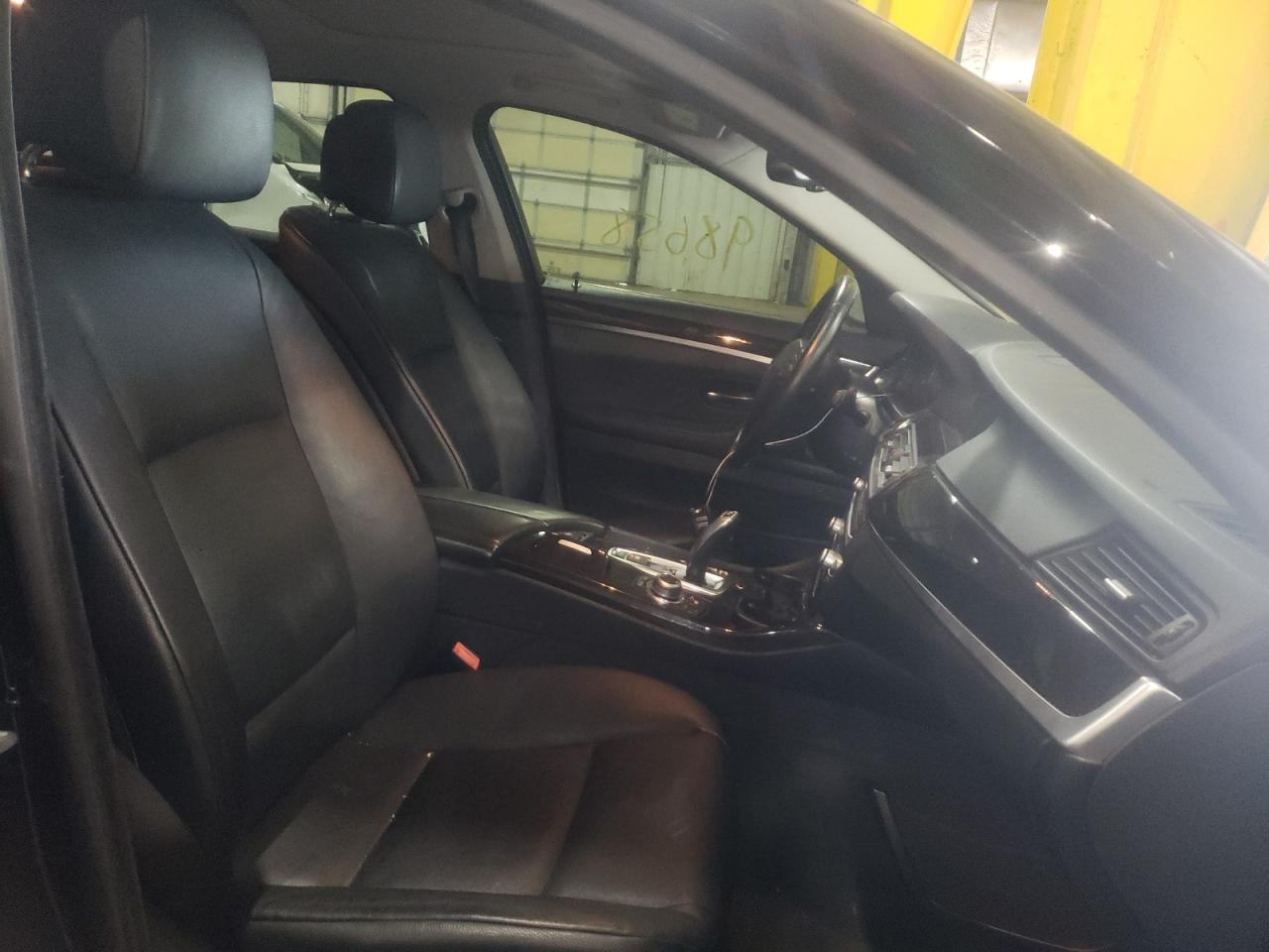 Photo 5 from auction – 2012 BMW 528 XI with VIN WBAXH5C57CC595067