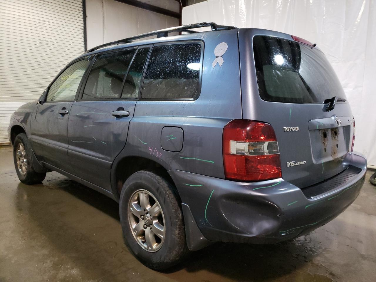 Foto 3 de la subasta – 2005 TOYOTA HIGHLANDER con VIN JTEEP21A550107777