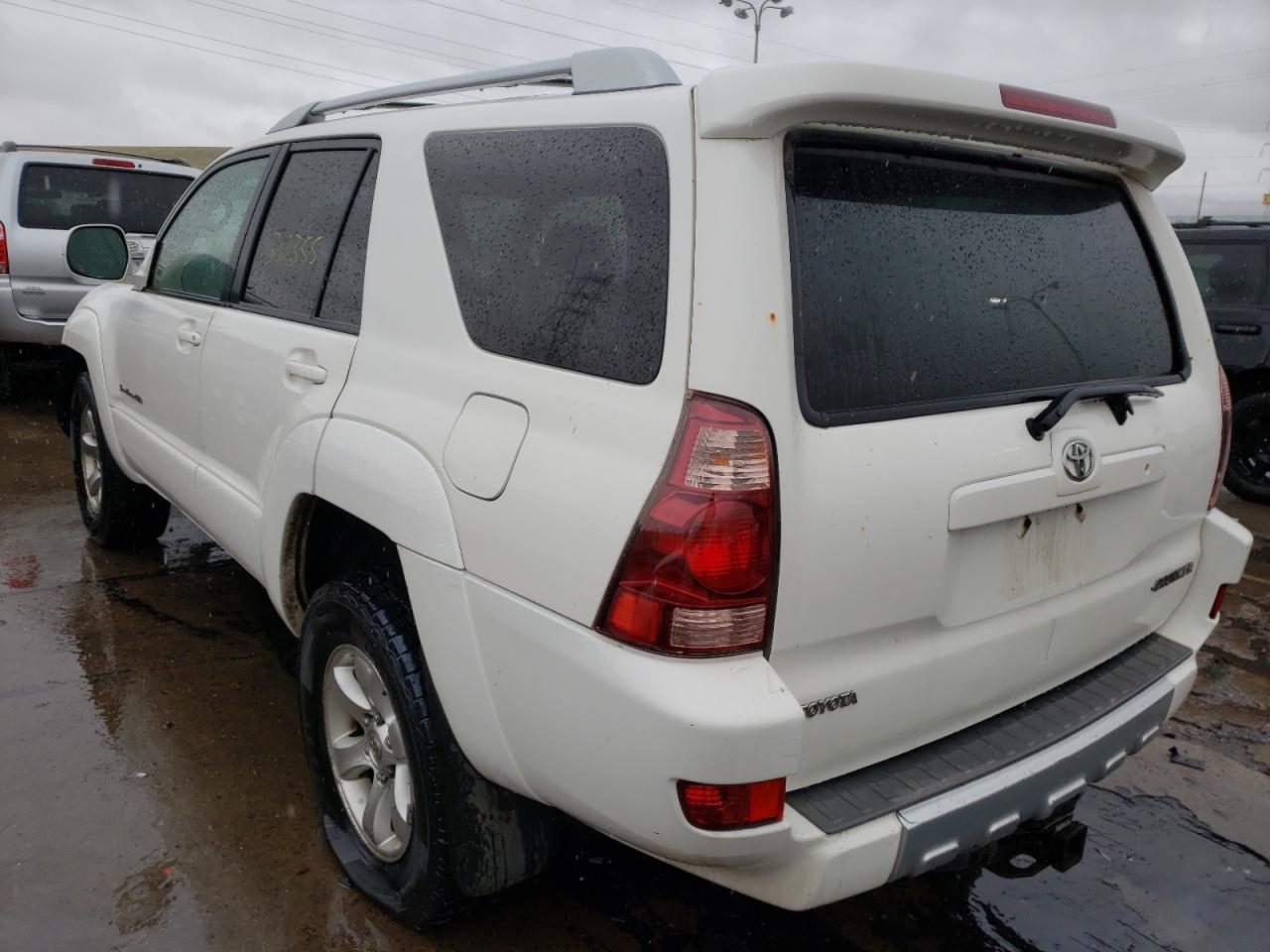Photo 3 from auction – 2004 TOYOTA 4RUNNER SR with VIN JTEBT14R048009556