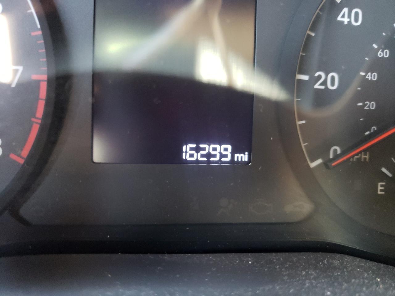 Photo 8 from auction – 2021 HYUNDAI ACCENT SE with VIN 3KPC24A68ME135659