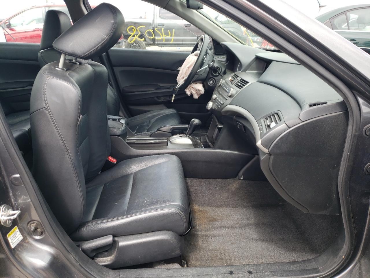 Photo 5 from auction – 2012 HONDA ACCORD with VIN 1HGCP2F65CA219875