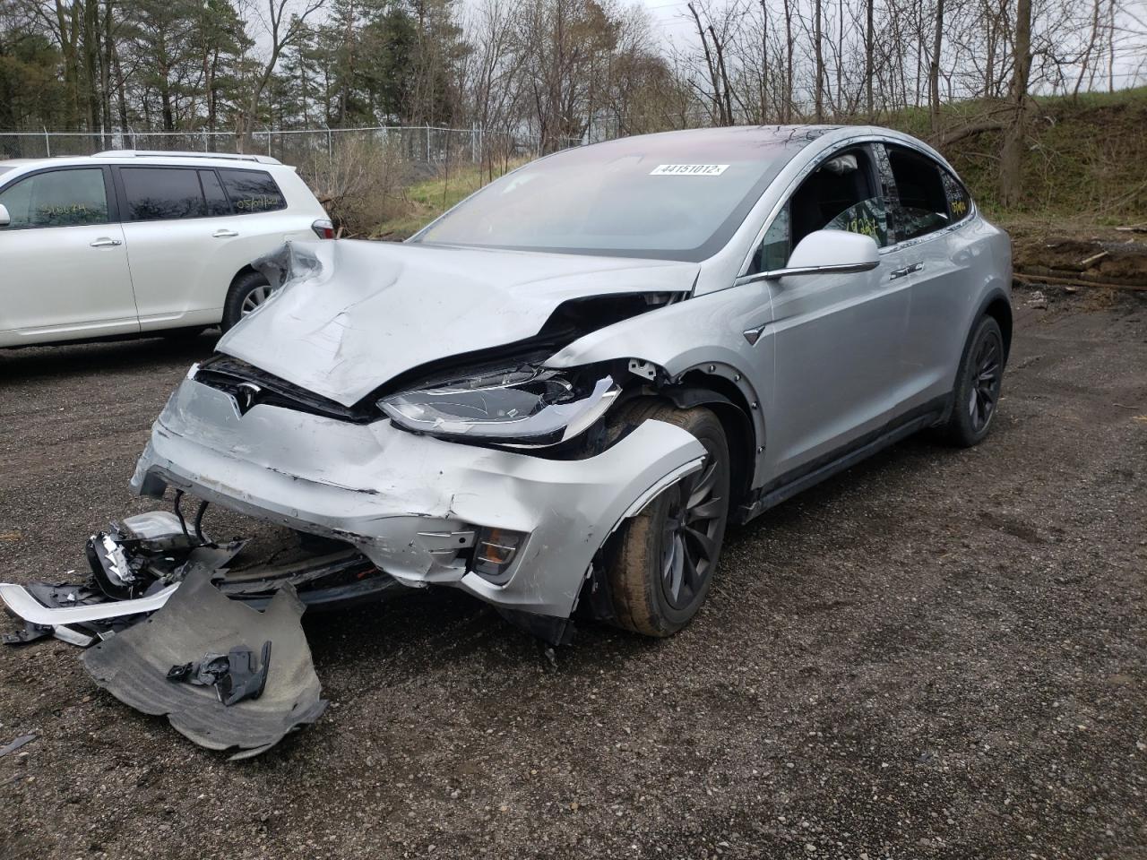Photo 2 from auction – 2018 TESLA MODEL X with VIN 5YJXCBE25JF122383