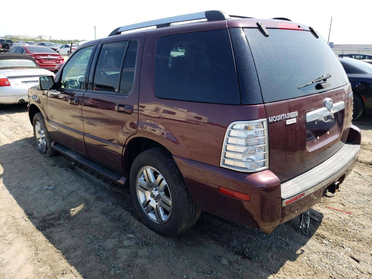 Photo 3 from auction – 2007 MERCURY MOUNTAINEE with VIN 4M2EU48837UJ14132