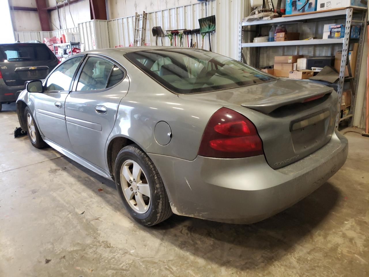 Photo 3 from auction – 2007 PONTIAC GRAND PRIX with VIN 2G2WP552871199069