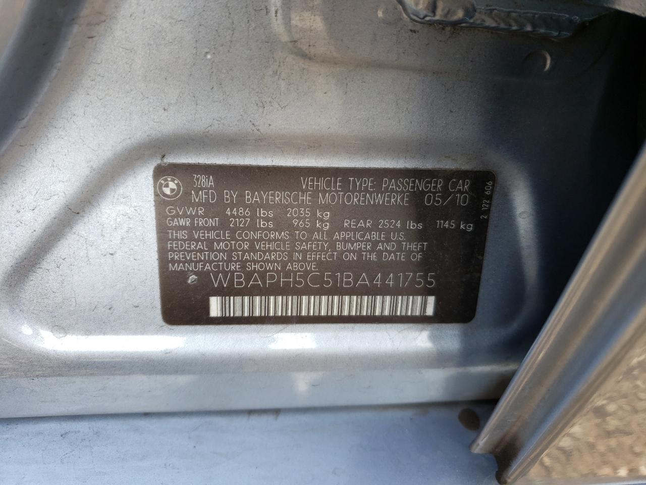 Photo 10 from auction – 2011 BMW 328 I SULE with VIN WBAPH5C51BA441755