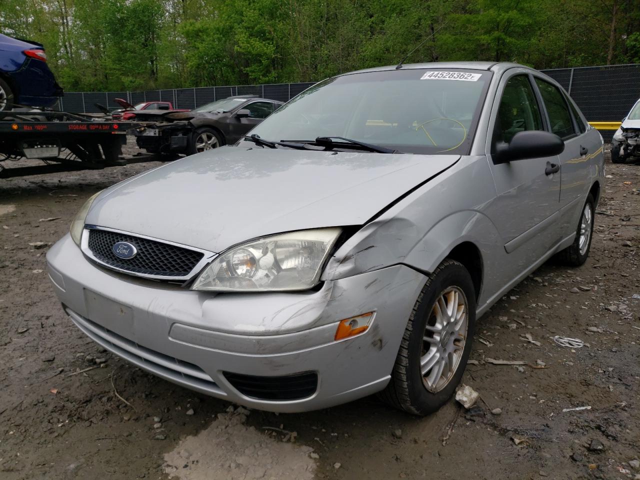 Photo 2 from auction – 2007 FORD FOCUS with VIN 1FAFP34N97W272766